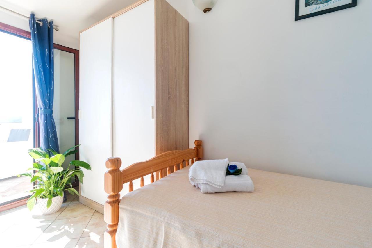 Appartamento Sebastian House Cala Gonone Esterno foto
