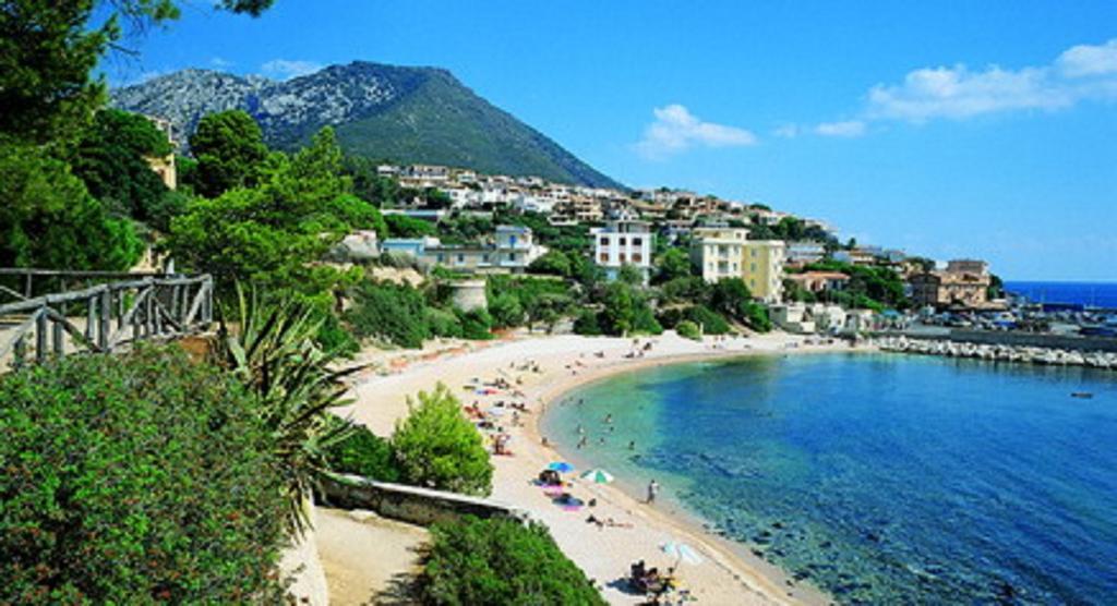 Appartamento Sebastian House Cala Gonone Esterno foto