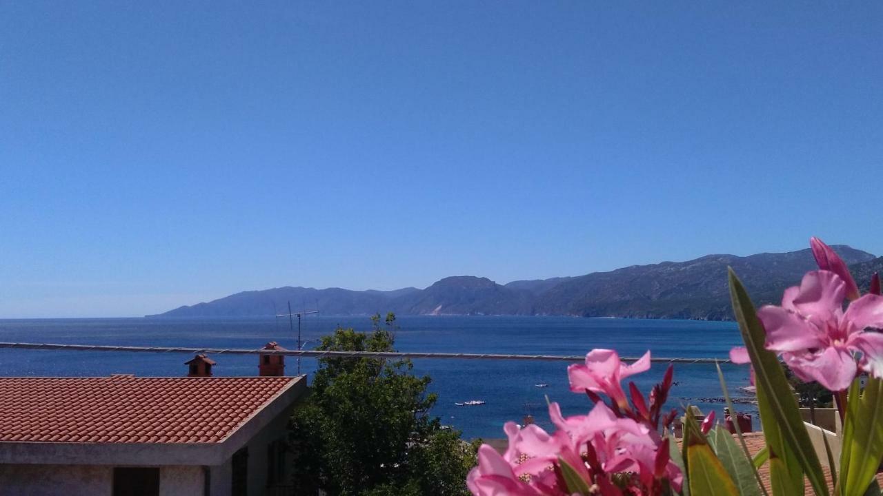 Appartamento Sebastian House Cala Gonone Esterno foto